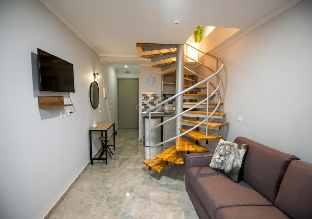 Artemida Suites Hanioti Bagian luar foto