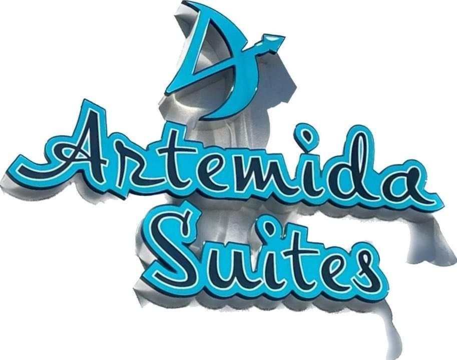 Artemida Suites Hanioti Bagian luar foto